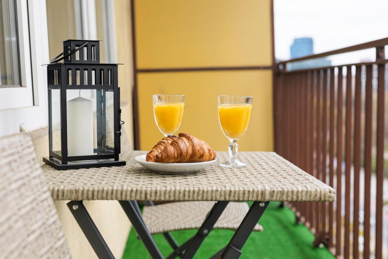 Apartament Swietokrzyska By Your Freedom วอร์ซอ ภายนอก รูปภาพ