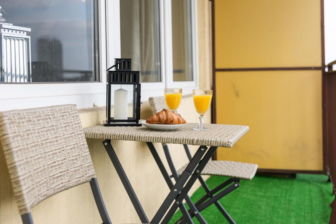 Apartament Swietokrzyska By Your Freedom วอร์ซอ ภายนอก รูปภาพ